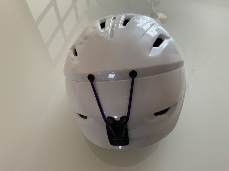 Salomon ski helmet