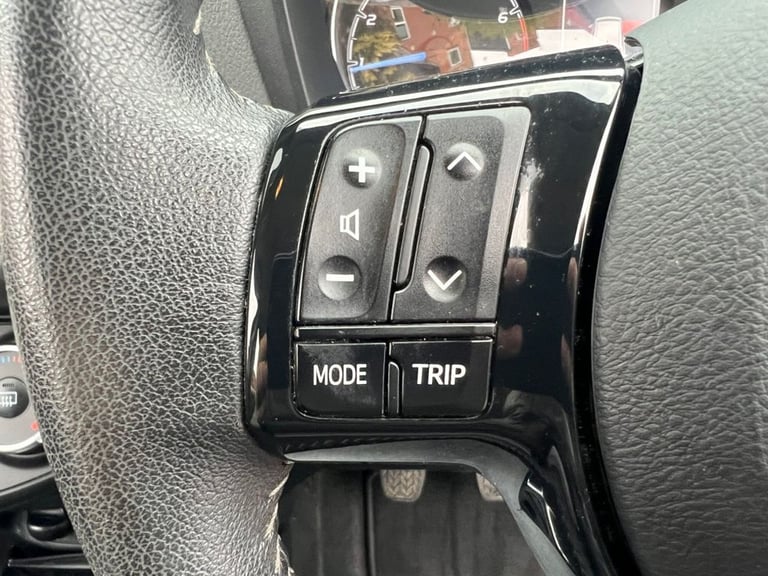 2019 Toyota Yaris 1.5 VVT-i Icon Tech 5dr HATCHBACK PETROL Manual