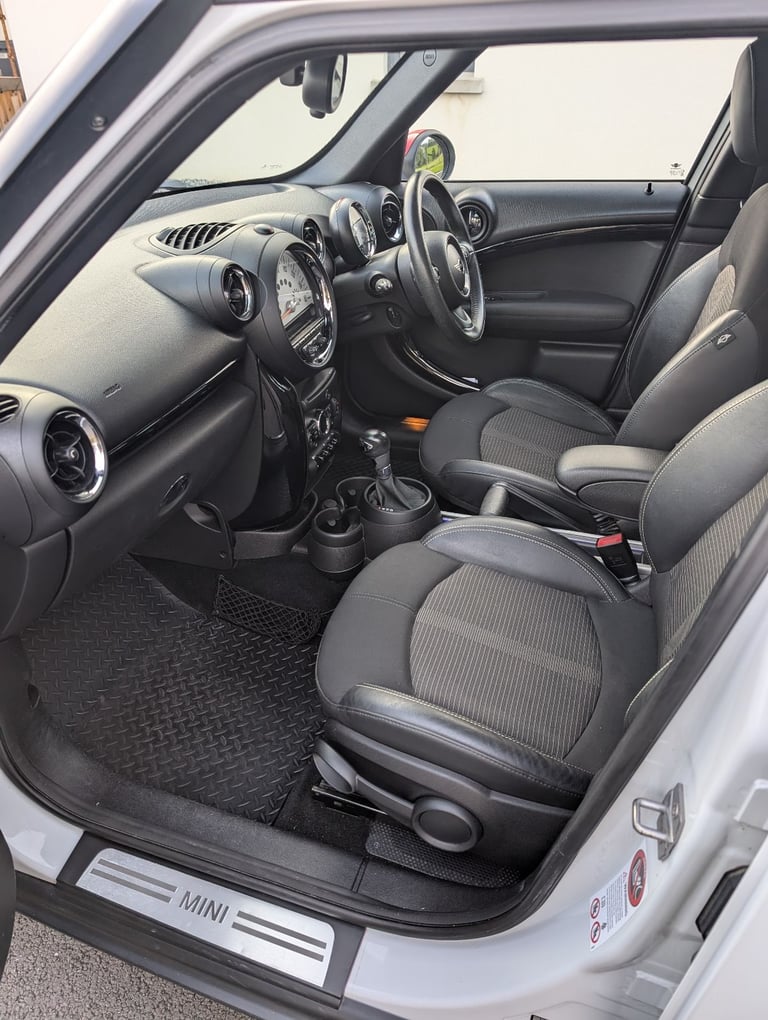 Mini, COUNTRYMAN, Hatchback, 2013, Semi-Auto, 1995 (cc), 5 doors