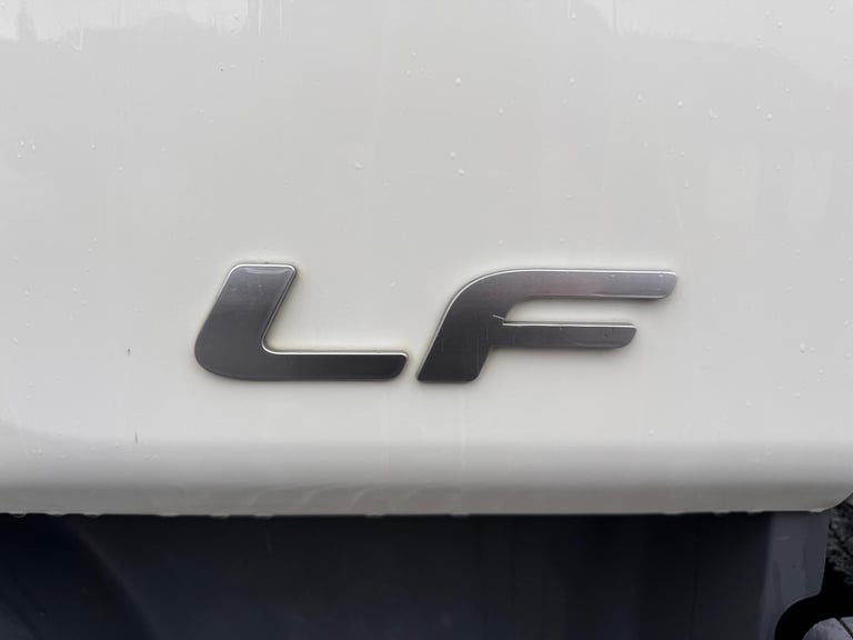 DAF LF 230, CURTAIN, UNDERSLUNG TAIL LIFT 