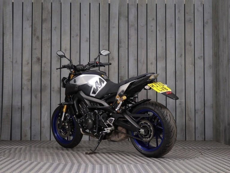 2020 70 YAMAHA MT-09 SP