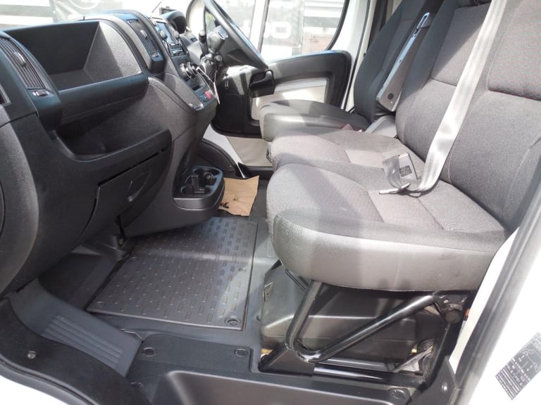  Citroen Relay 2.0 BlueHDi H3 Van 130ps Enterprise Diesel