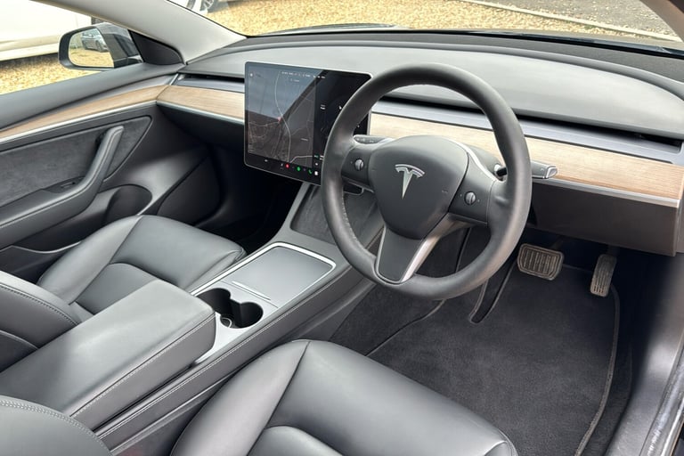  Tesla Model 3 dual Motor Long Range Saloon 4dr Electric Auto 4wde 346 Ps
