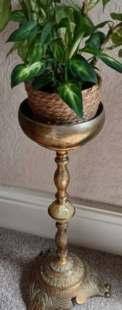 Vintage pair gentlemans club ashtrays / plant stands