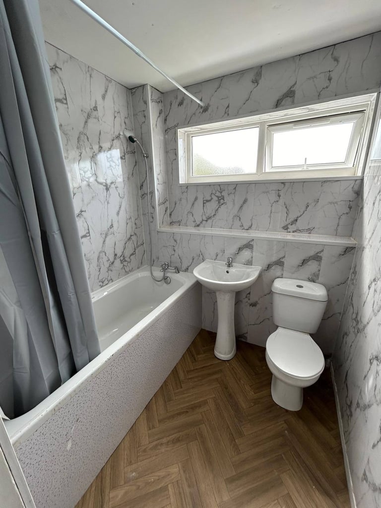 All set up for you: 🛋️ Birmingham furnished rooms, £10/week service charge. ✨