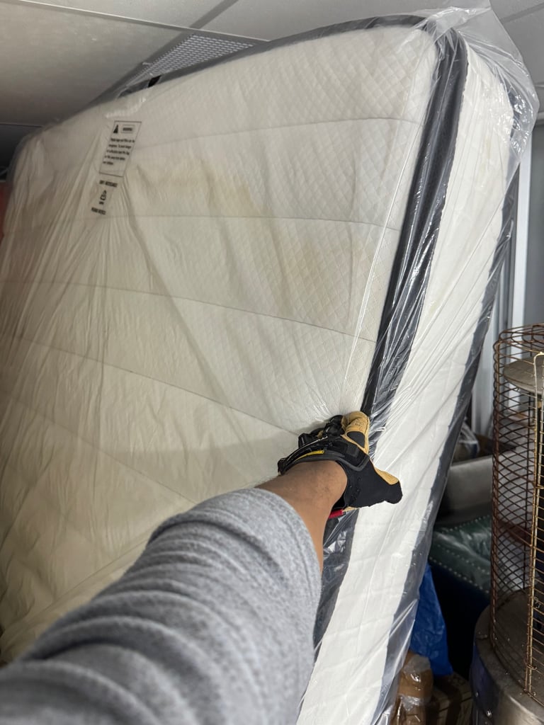 image for King mattress (Spring + Memory Foam)