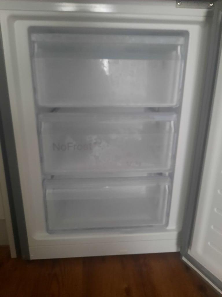 Series 4 KGN362LDFG 70/30 Fridge Freezer