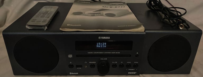 YAMAHA MCR-B142 Bluetooth System iPod/iPhone dock/CD/MP3/USB/FM/DAB/RADIO/AUX