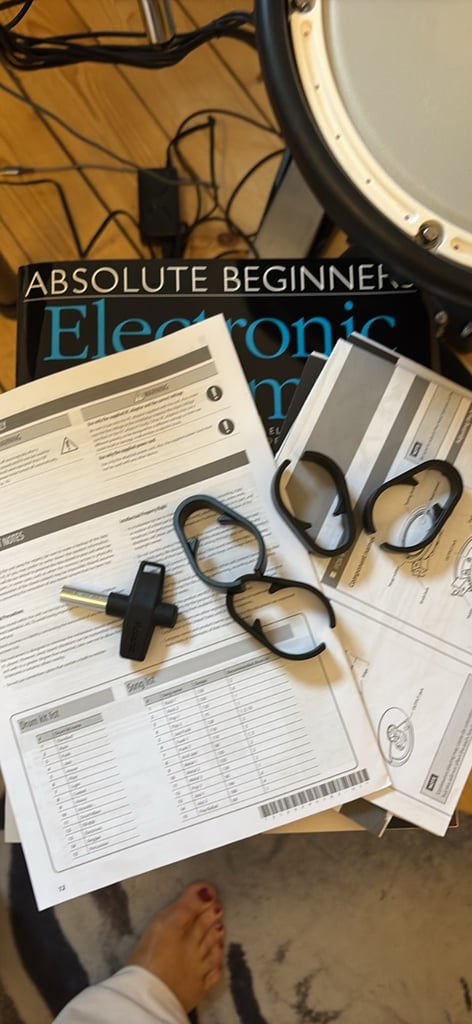 Roland TD-E1 Electric Drum Kit with DAP-3X Accessory Kit Collection Only