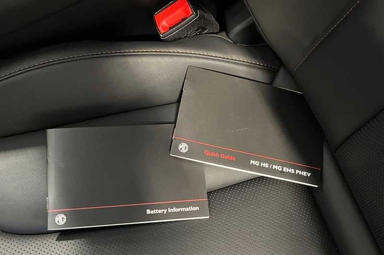 2025 MG MG HS 1.5 T-GDI Trophy SUV 5dr Petrol DCT Euro 6 (s/s) (169 ps) SUV Petrol Automatic