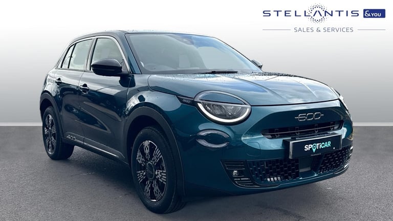 2025 Fiat 600 1.2 MHEV SUV 5dr Petrol Hybrid e-DCT Euro 6 (s/s) (100 ps) SUV Hybrid Automatic