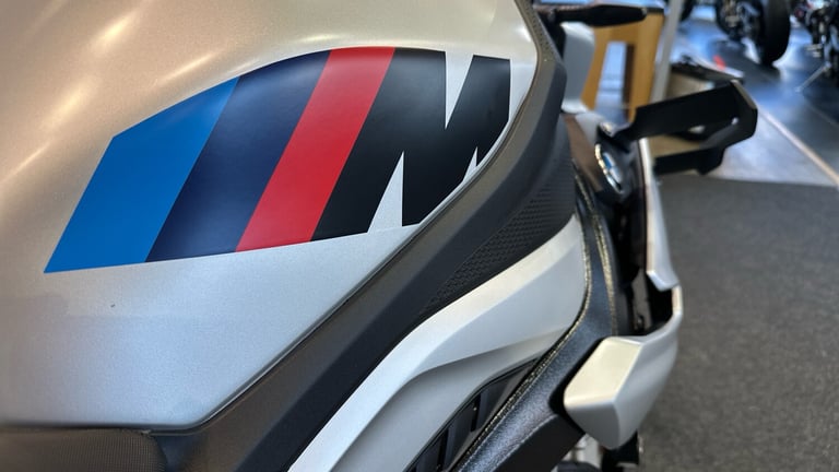 2025 BMW M3 M 1000 R M Comp Pack (25MY) SPORTS PETROL Manual