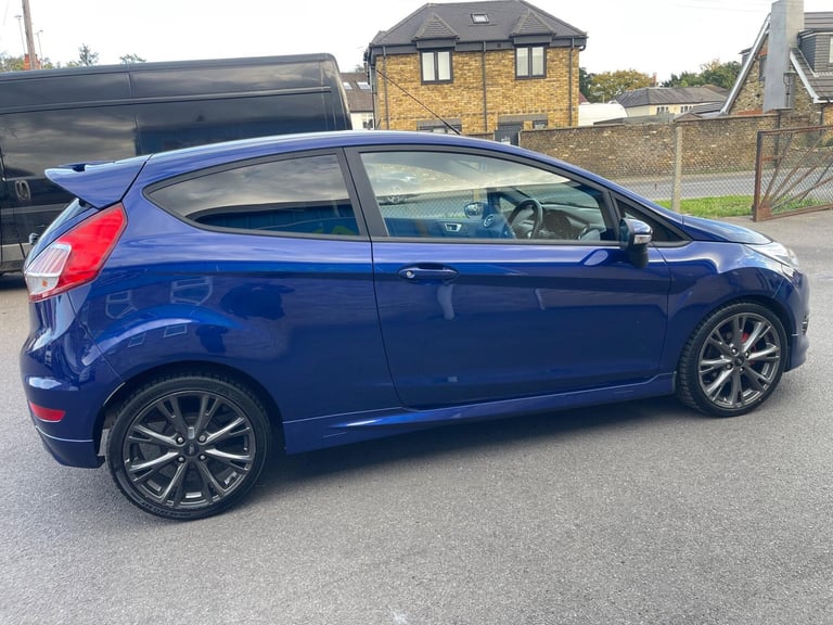 2017 Ford Fiesta 1.0T EcoBoost ST-Line Euro 6 (s/s) 3dr HATCHBACK Petrol Manual