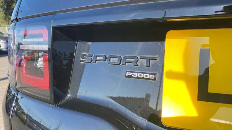 2022 Land Rover Discovery Sport 1.5 P300e R-Dynamic HSE 5dr Auto [5 Seat] Station Wagon Station W...