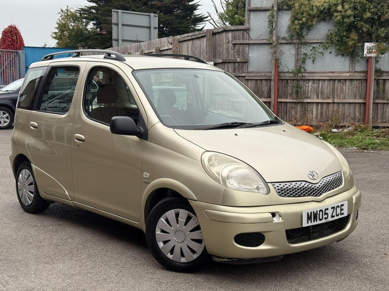 image for 2005 Toyota Yaris Verso 1.3 VVT-i T3 5dr MPV Petrol Automatic