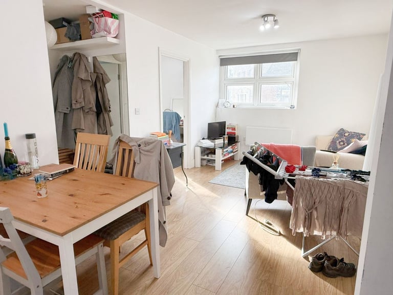 image for Spacious 2nd Floor 2 Bed 2 Bath Flat to Rent, Kingsland Road, Hackney E2