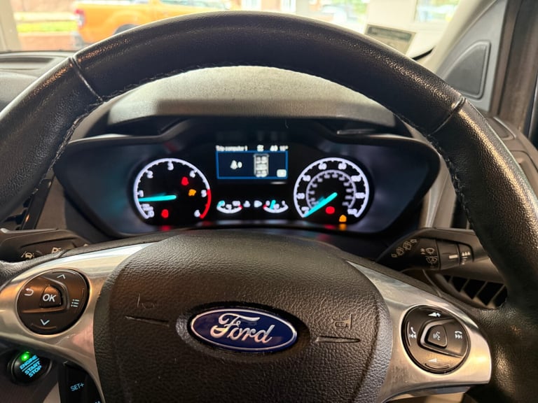 2019 Ford Grand Tourneo Connect 1.5 EcoBlue 120 Titanium 5dr MPV Diesel Manual