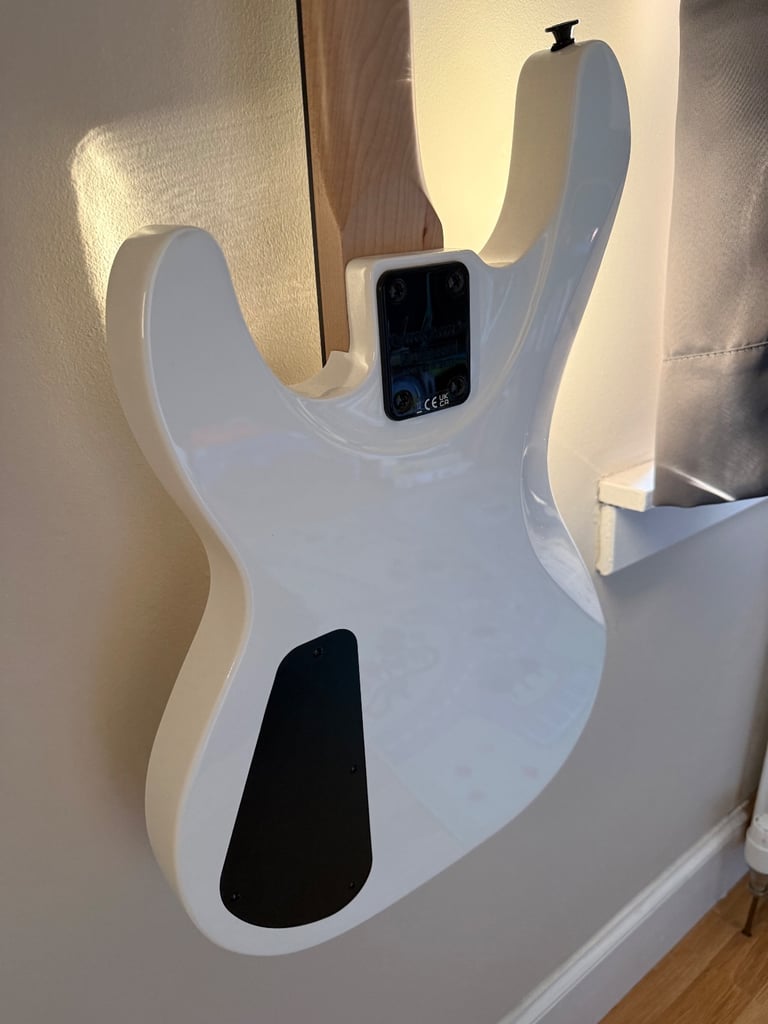 Jackson JS2 Concert Bass Guitar 
