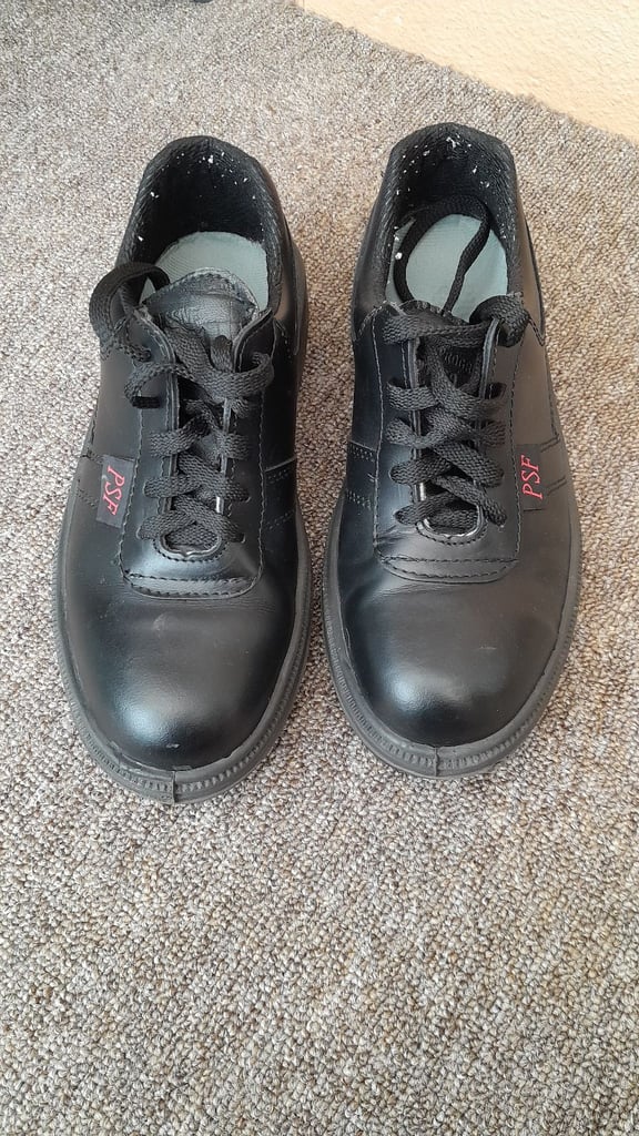 Black Safety Shoes – Size 5