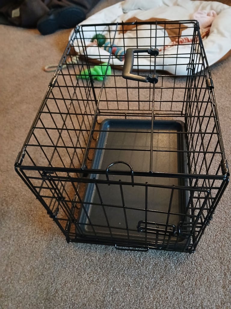 Small dog crate for sale