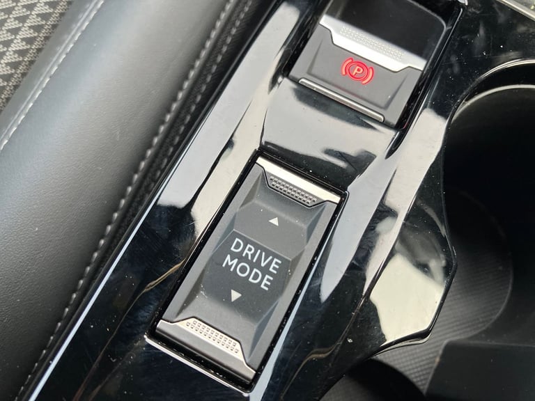 2022 Peugeot 2008 1.2 PureTech 130 GT 5dr Estate PETROL Manual