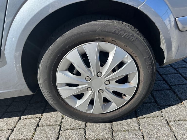2008 Vauxhall Astra 1.8i 16v Life 5dr Hatchback Petrol Automatic
