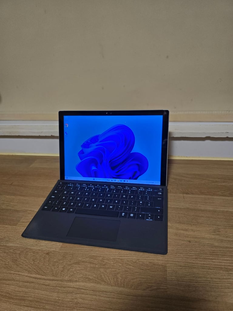 image for Microsoft surface laptop i7 8gb ram 256gb ssd touch screen 