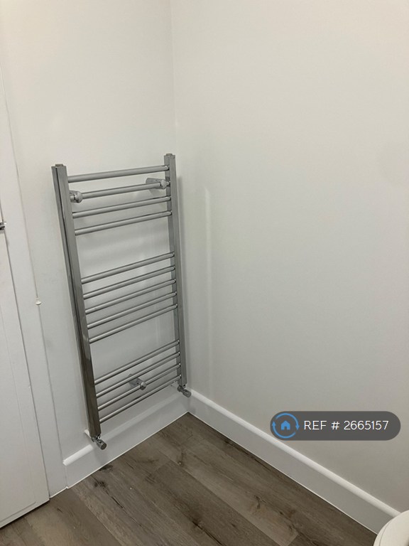 3 bedroom house in Stafford Road, Southport, PR8 (3 bed) (#2665157)