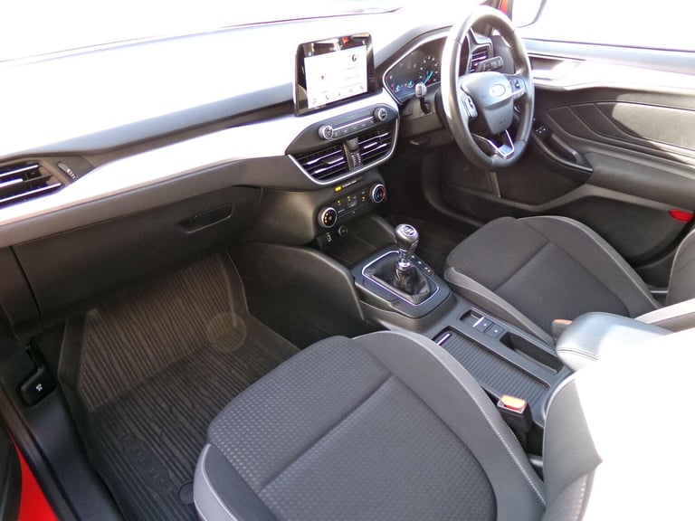 2018 Ford Focus 1.0T EcoBoost Zetec Hatchback 5dr Petrol Manual Euro 6 (s/s) (125 ps) HATCHBACK P...