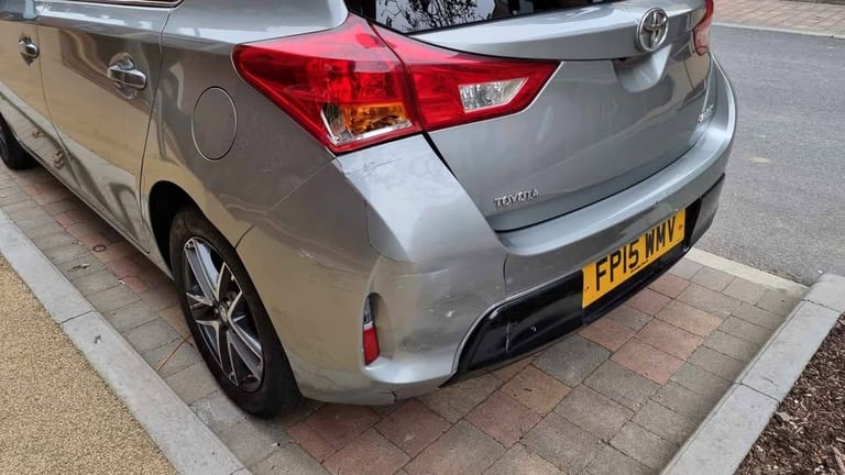 Toyota Auris 1.6 V-Matic Icon Plus Euro 5 | 5-Door Hatchback | ULEZ Compliant | Long MOT
