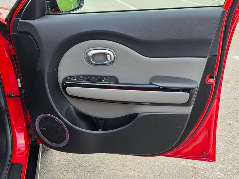 2014 Kia Soul 1.6 CRDi Mixx Euro 5 5dr SUV Diesel Manual