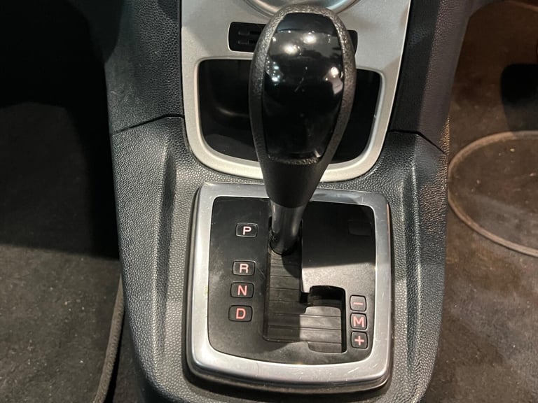 2010 Ford Fiesta 1.4 Zetec 3dr Auto HATCHBACK PETROL Automatic