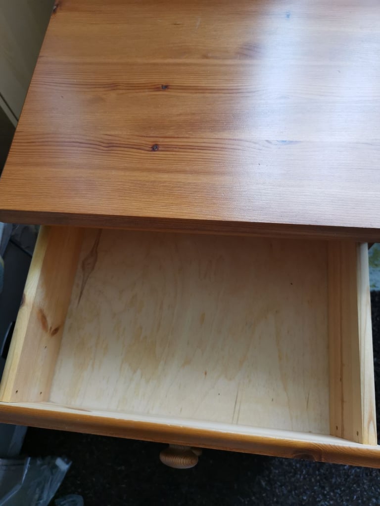 Bedside table