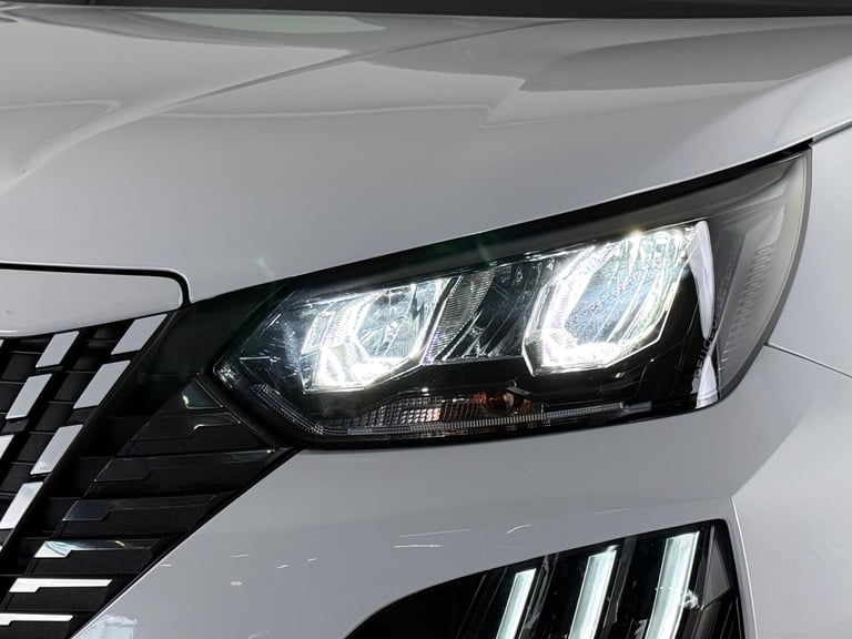 2023 Peugeot 2008 1.2 PureTech 130 Allure 5dr EAT8 HATCHBACK PETROL Automatic