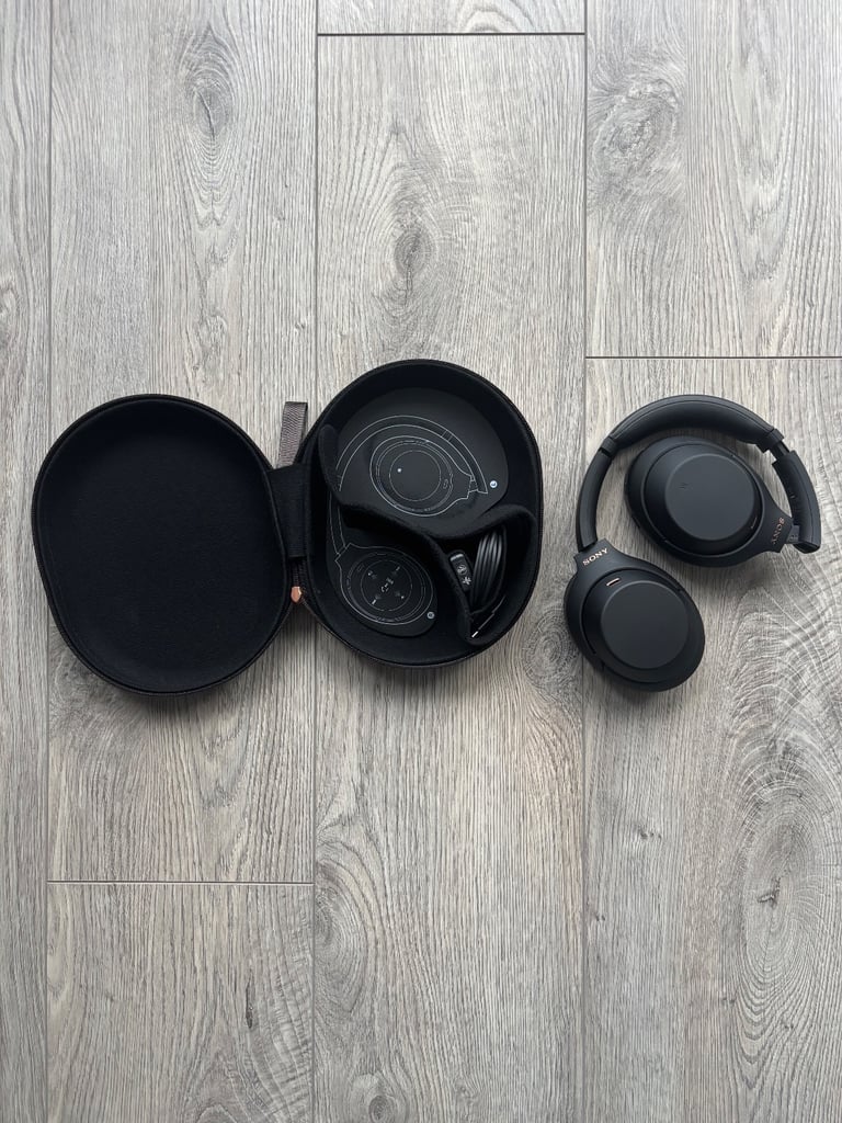 ****REDUCED**** Sony WH-1000XM4 Bluetooth Noise Cancelling Headphones 