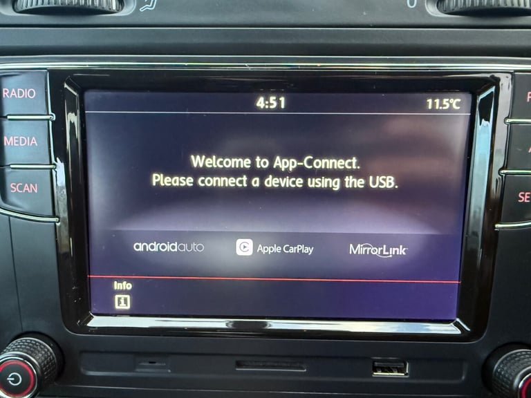 2013 Volkswagen Golf 1.4 TSI S 2dr CONVERTIBLE Petrol Manual