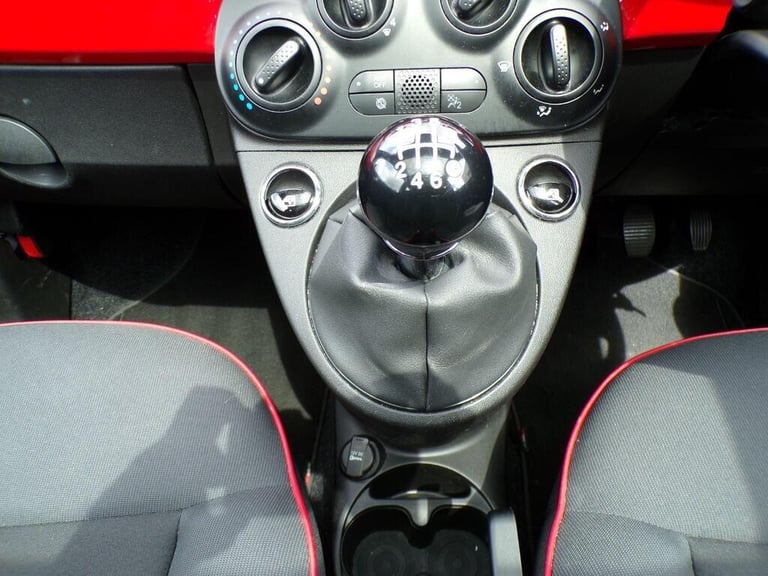 2022 Fiat 500 1.0 70hp Mild Hybrid (red) HATCHBACK Petrol Manual