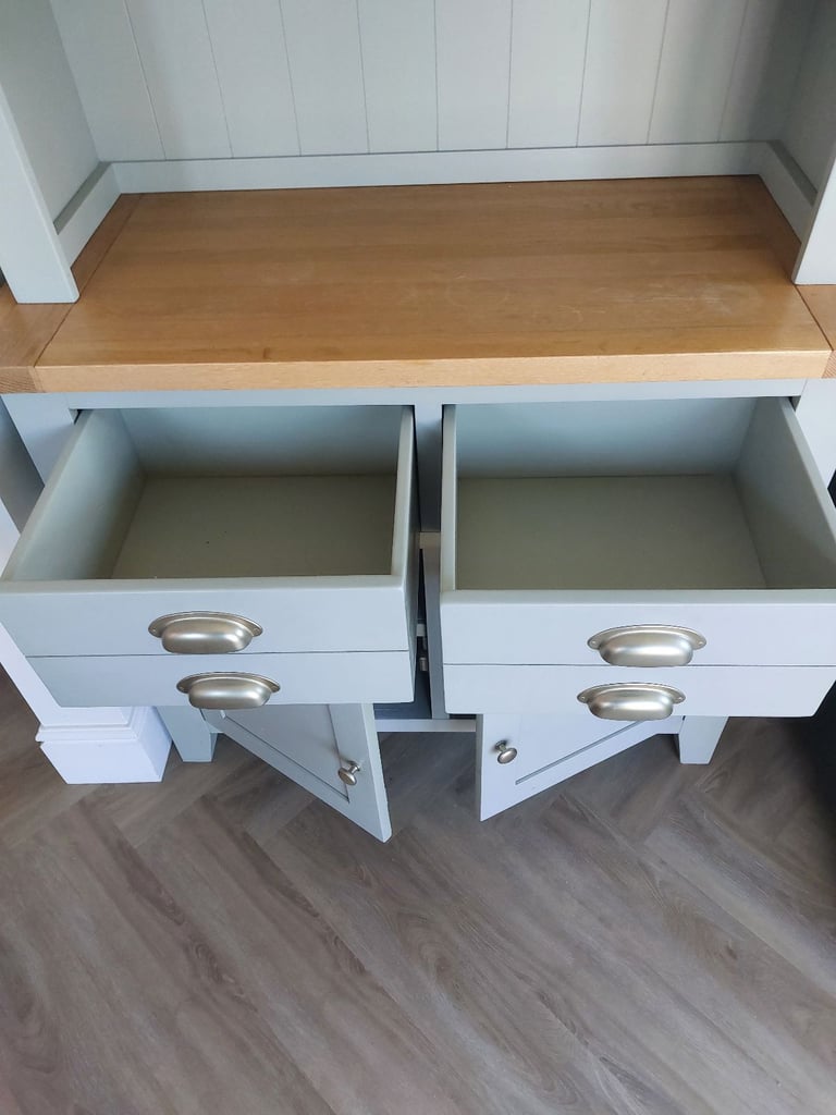 Solid wood dressers