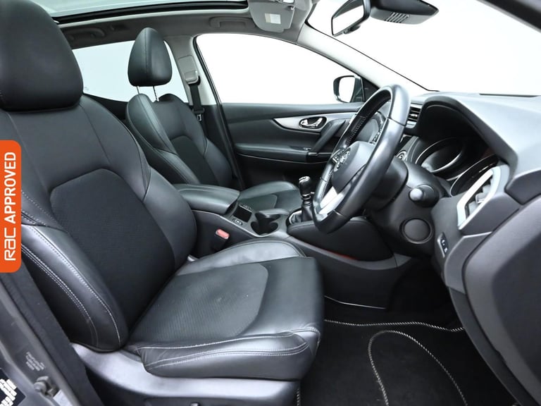2019 Nissan Qashqai 1.3 DiG-T Tekna 5dr HATCHBACK PETROL Manual