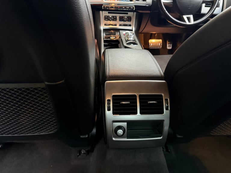 2013 Jaguar XF 2.2d [200] Sport 4dr Auto SALOON Diesel Automatic