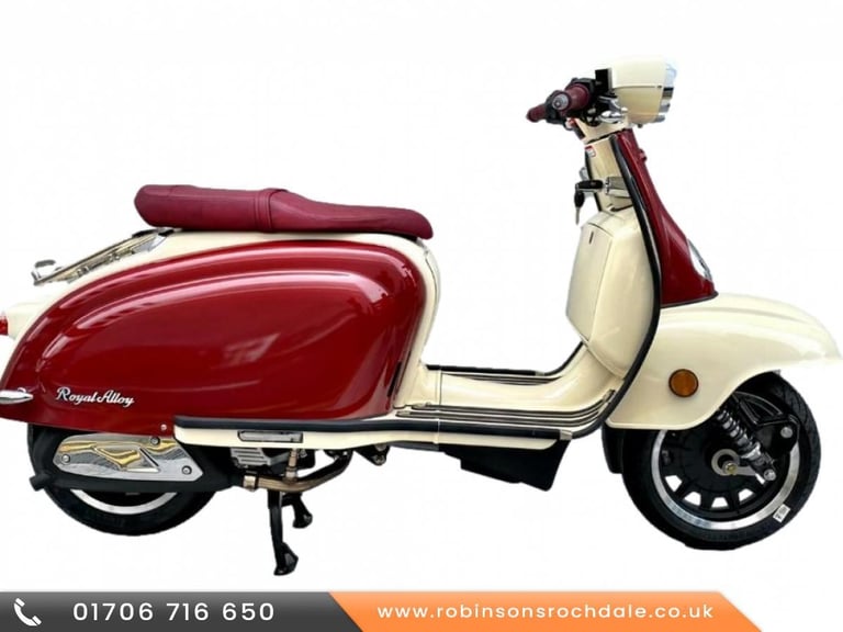 Pre Reg Royal Alloy TG 125cc S LC ABS A Modern Classic Retro Automatic Moped