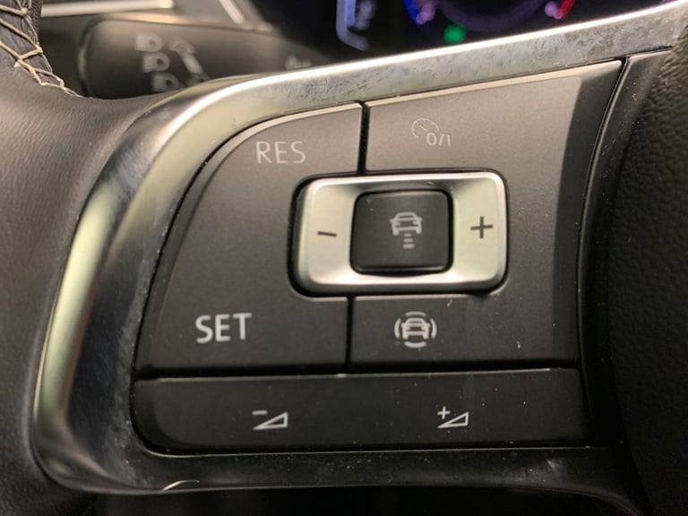 2020 Volkswagen Tiguan 1.5 TSI EVO R-Line Tech SUV 5dr Petrol DSG Euro 6 (s/s) (150 ps) - LED - H...