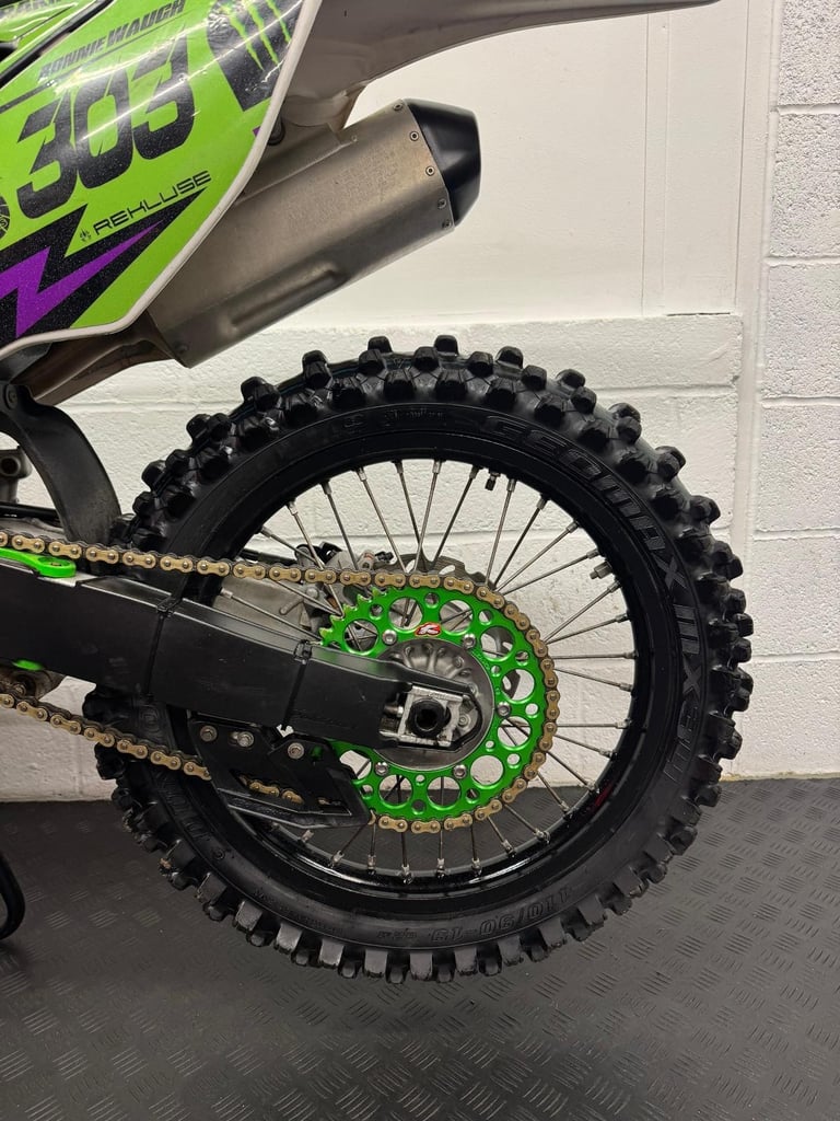 2014 Kawasaki KXF 250 Motocross bike with warranty 