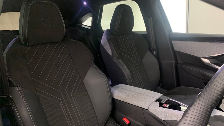 2024 Peugeot 3008 73kWh GT SUV 5dr Electric Auto (210 ps) SUV Electric Automatic