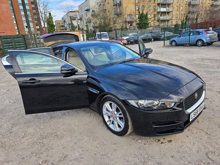2016 Jaguar XE 2.0d Prestige Auto Euro 6 (s/s) 4dr Saloon Diesel Automatic