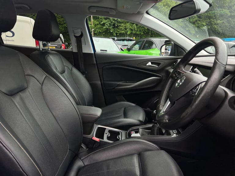 2018 Vauxhall Grandland X Grandland X 1.2 T Elite Nav 5drs Hatchback Petrol Manual