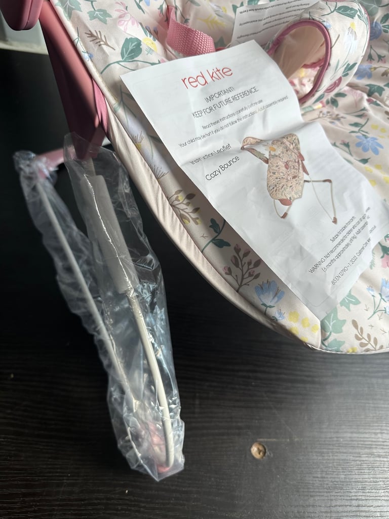 Red Kite Cozy Bounce Musical Baby Bouncer Rose and Ivy 0+ Months