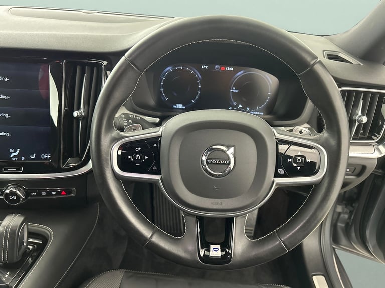 2020 Volvo V60 2.0h T8 Twin Engine 11.6kWh R-Design Plus Estate 5dr Petrol Plug-in Hybrid  Estate...
