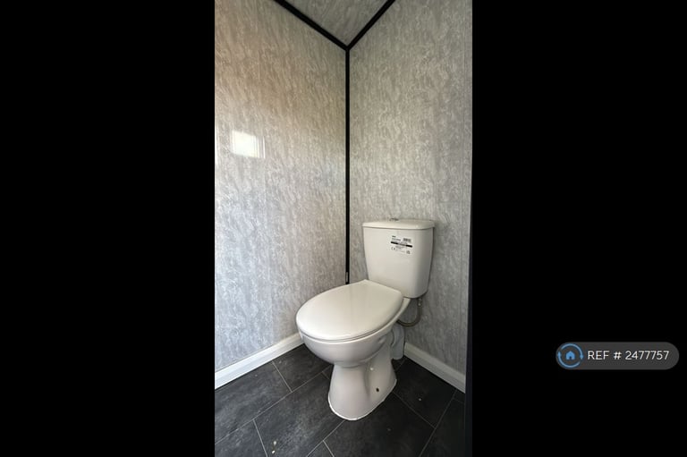 4 bedroom house in Hadrian Street, Sunderland, SR4 (4 bed) (#2477757)