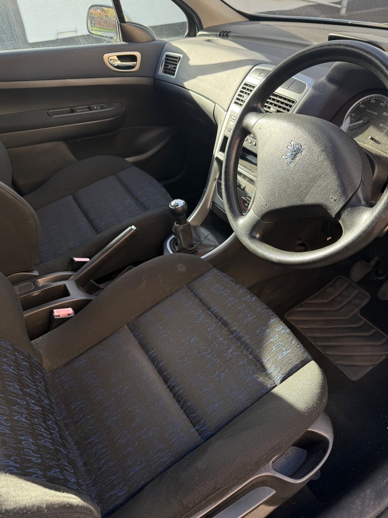 Peugeot, 307, S, Hatchback, 2004, Manual, 1587 (cc), 5 doors, 90k miles